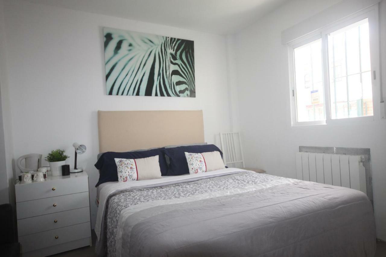 Little Peaceful Retreat Room With Bath, Heating, Terrace, Free Wifi Fridge Easy Parking Marbella Dış mekan fotoğraf